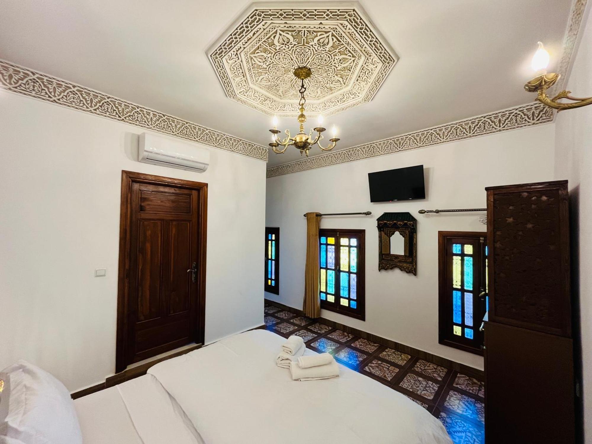 Riad Fes Miracle Exterior photo